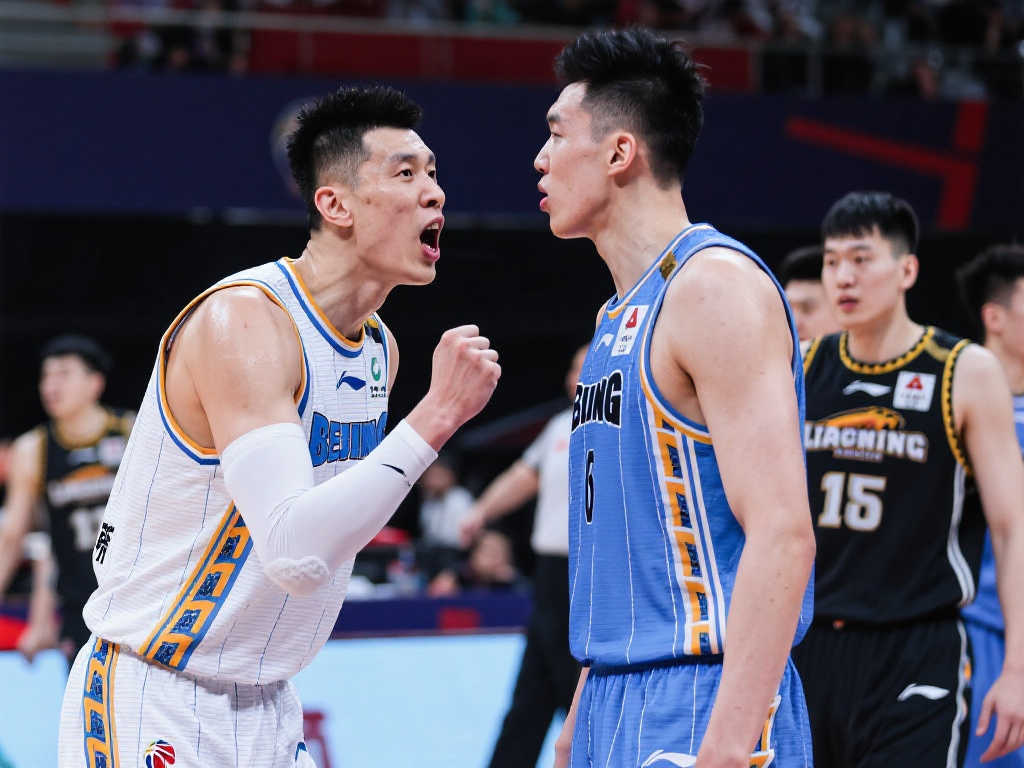 球队迅速调 球队迅速调